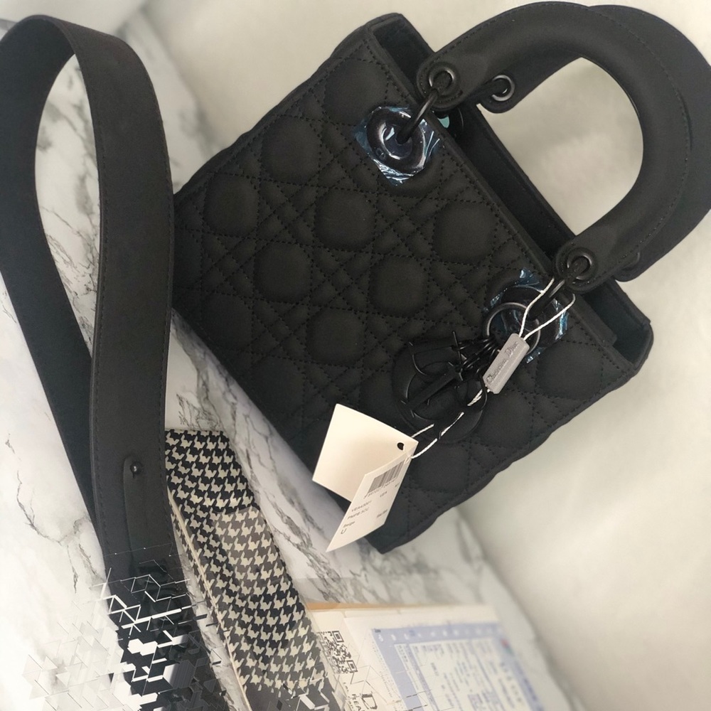 NWT!♥️ BEAUTIFUL PURSE!